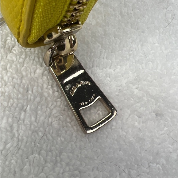 Coach Vibrant Yellow and Cream Leather Wallet - Picture 4 of 12